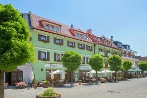 Hotel Wilder Mann - Edelsfeld
