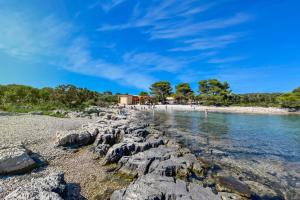 Mobile Homes at Camping Ugljan Resort