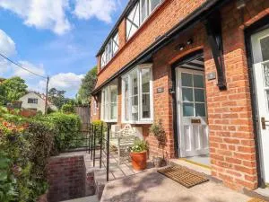 Minnow Cottage - Malpas