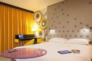 Hotels ibis Styles Besancon : Chambre Standard avec 1 Lit Double