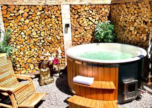 exklusives Alpenchalet mit Jacuzzi & Sauna für bis zu 10 Personen