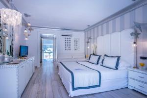 Twin Room with Mountain View