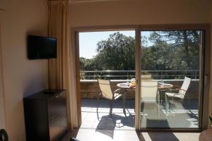 Two-Bedroom Apartment (5 Adults) n°1 room in Résidence Cala Sultana