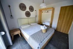 Lamda Deluxe Apartments - Chaïdeftón