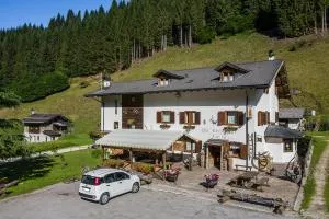 Albergo Lozen - San Martino di Castrozza