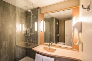 Hotels ibis Metz Nord : 2 Chambres Adjacentes