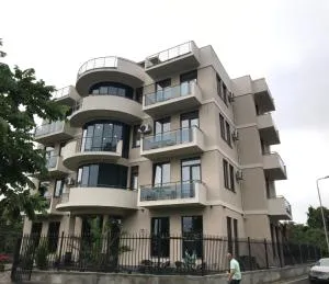 Hotel FLEUR DE LIS - Kvariat'i