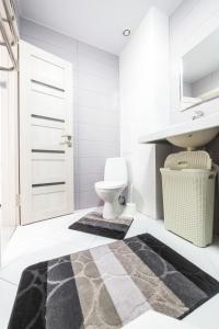 Apartments Roksolany 16