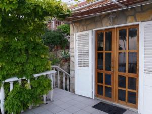 Inzomare Hvar