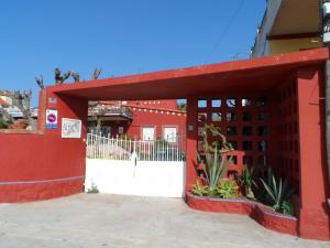 Apartamento con terraza y vistas al mar