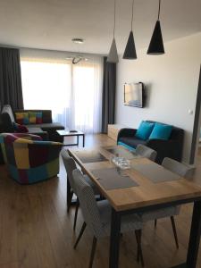 Baltic Apartament z basenem zewnętrznym ul Marynarska 4, Sarbinowo