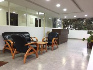 The Cliff Resort, Munnar