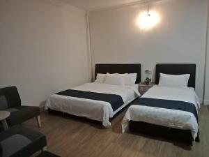 Star Seasons Hotel