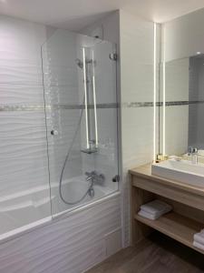 Hotels Au Grand Hotel de Sarlat - Pavillon de SELVES : photos des chambres