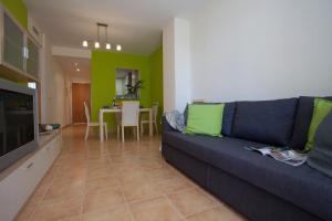 SingularStays Moncofar Beach