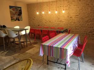 B&B / Chambres d'hotes Gites Les Demeures de Valette : Maison 5 Chambres
