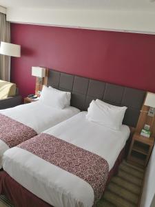 Hotels Holiday Inn Lille Ouest Englos, an IHG Hotel : photos des chambres