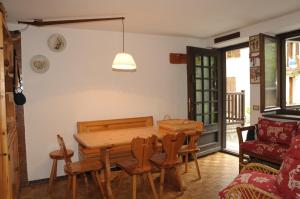 Apartement ALTIDO Courmayeur Entrelevie Casa di Montagna Courmayeur Itaalia