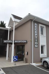 Hôtel Formules Club 2