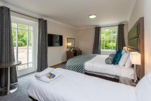 Family Room (2 Adults + 1 Child) room in Ardencote