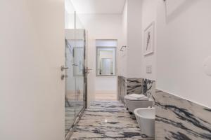 Hidden Oasis 2BDR Apartment by LovelyStay