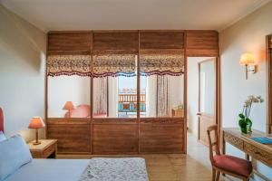 Canvas by Mitsis Family Village