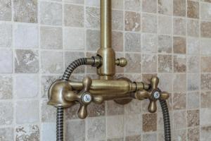 Petit loft de charme proche VERSAILLES SACLAY 30 mn PARIS jardin terrasse parking securisé