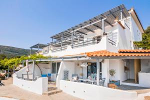 Nafsika Sea View Apartments