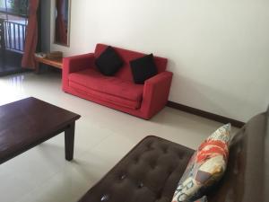 Anongs 2 bedroom family home for up to 6 guests