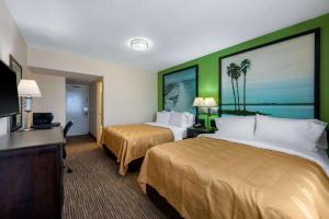 Double Room with Two Double Beds and Ocean View - Non-Smoking room in Quality Inn Daytona Beach Oceanfront