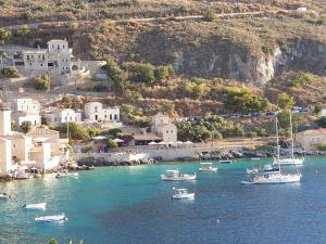 Anaroussa Diros Maisonette Lakonia Greece