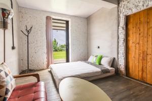 Nhà 2 Phòng Ngủ (Two-Bedroom House)