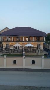 Apartments Exclusive