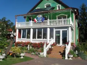 VILLA GUT - Grodziec