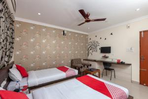 Maruthi Residency