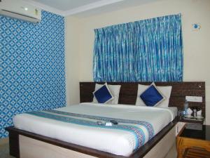 Maruthi Residency