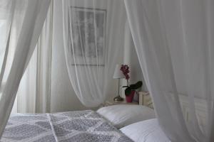 Double Room with Private Bathroom room in Hotel Simonis
