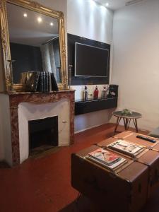 Appartement proche centre ville, port, et mont Faron photo 9