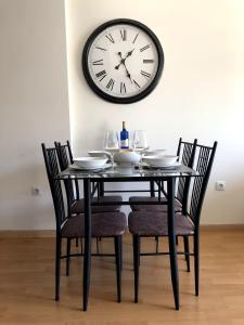 Couples in rhinos paradise