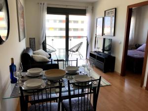 Couples in rhinos paradise