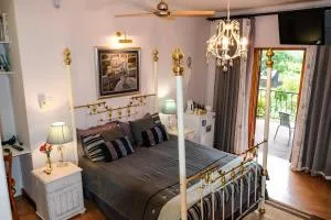 Art Gallery Guest House - Mmafefe