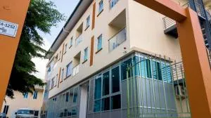 Monarch Hotel - Legon