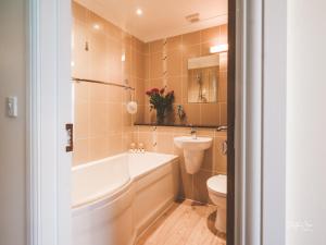 Lakeview Holiday Cottages