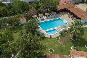 PENSION STRAWBERRY Skiathos Greece