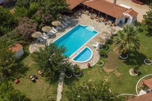 PENSION STRAWBERRY Skiathos Greece