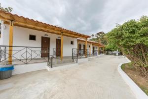 PENSION STRAWBERRY Skiathos Greece