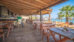 Porto Zorro Beach Hotel