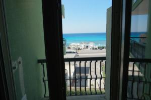 Attico Galilei Fronte Mare by Salentoville Gallipoli