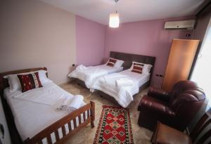 One-Bedroom House room in KALOSHI Villa