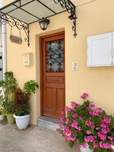 Ifigenia Apartments Syros Greece